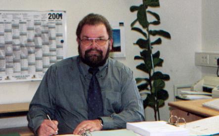 Robert Marquardt Gefahrgutbeauftragter / Sicherheitsberater und Inhaber Robert Marquardt Gefahrgutbeauftragter / Sicherheitsberater und Inhaber